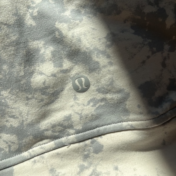 Lululemon Sweatshirt - Picture 3 of 3
